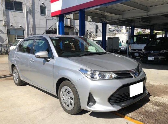 TOYOTA COROLLA AXIO HYBRID